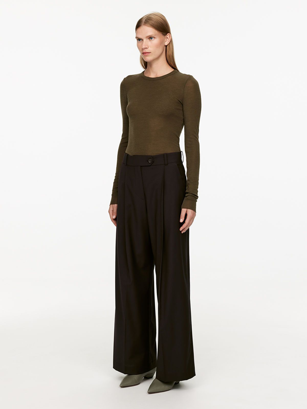 Wide Wool-Blend Trousers | ARKET (US&UK)