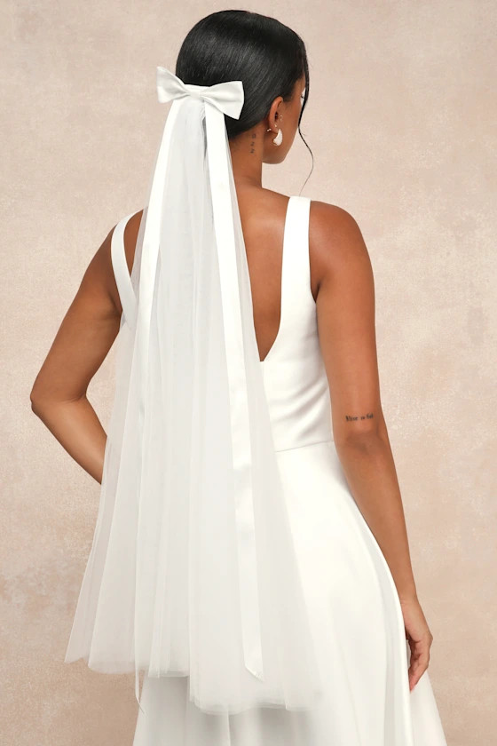 Darling Beloved White Tulle Waist-Length Bow Veil | Lulus