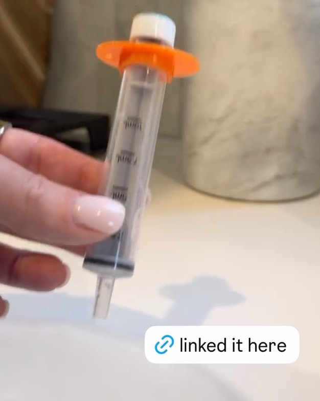 The easiest way to give your kid medicine! Especially when you are tired and they wake up in the night 😴

#kids #mom #momlife #medication #toddler #sick 

#LTKKids #LTKmomlife #LTKBaby