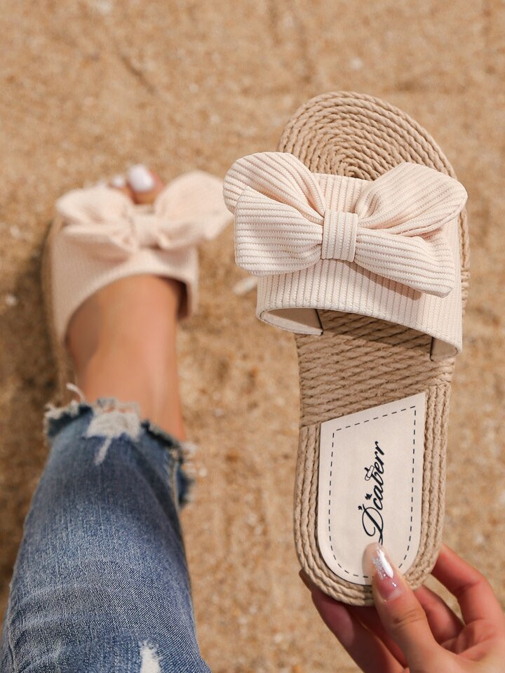 Women Beige Solid Bow Decor Open Toe Slides, Vacation Outdoor Flat Slides | SHEIN