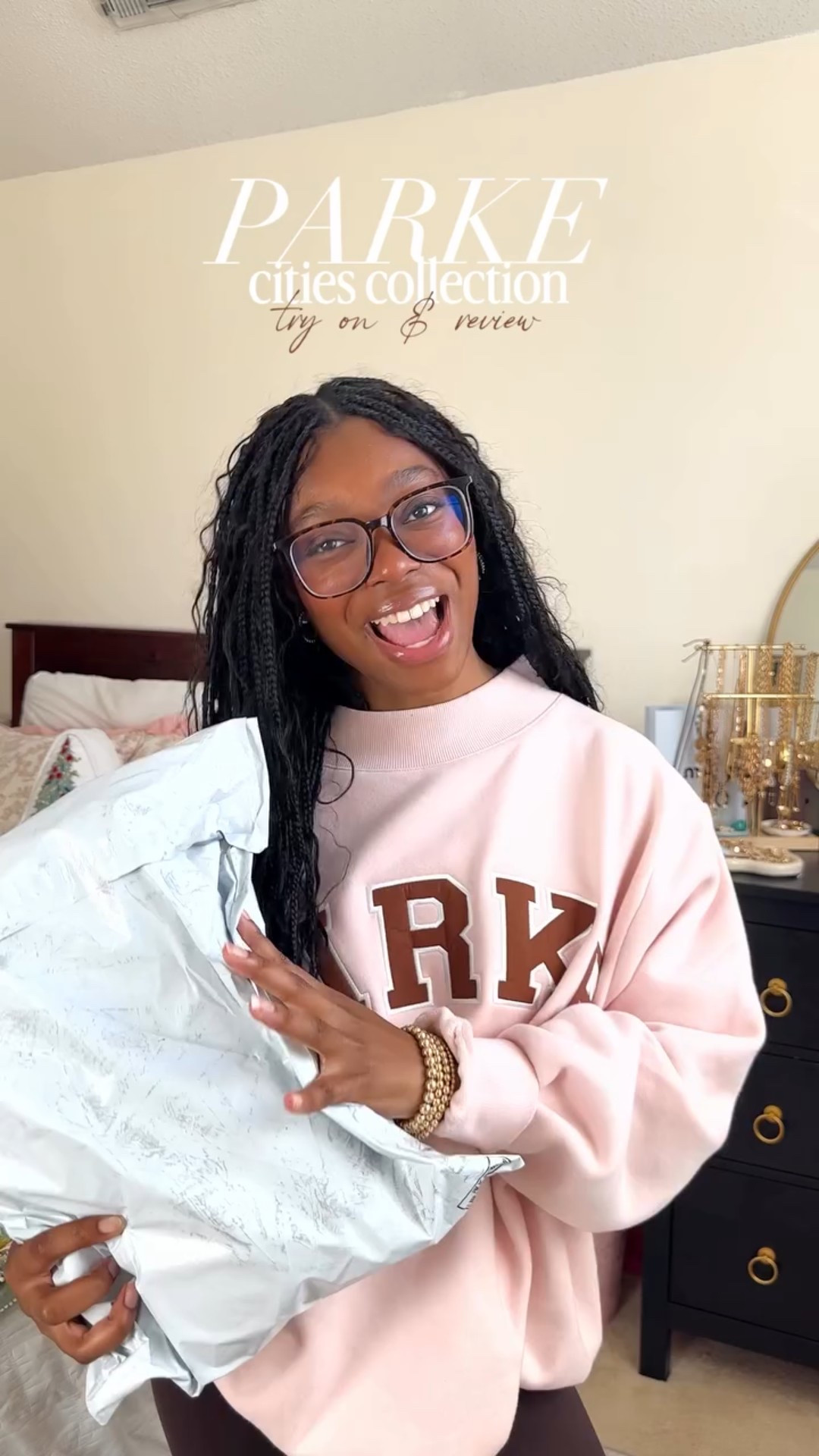 now obsessed w my new @parke sweatshirt 🌭🤍

Parke sweatshirt, Parke try on, Parke cities collection, Parke Chicago, Parke sweatshirt haul