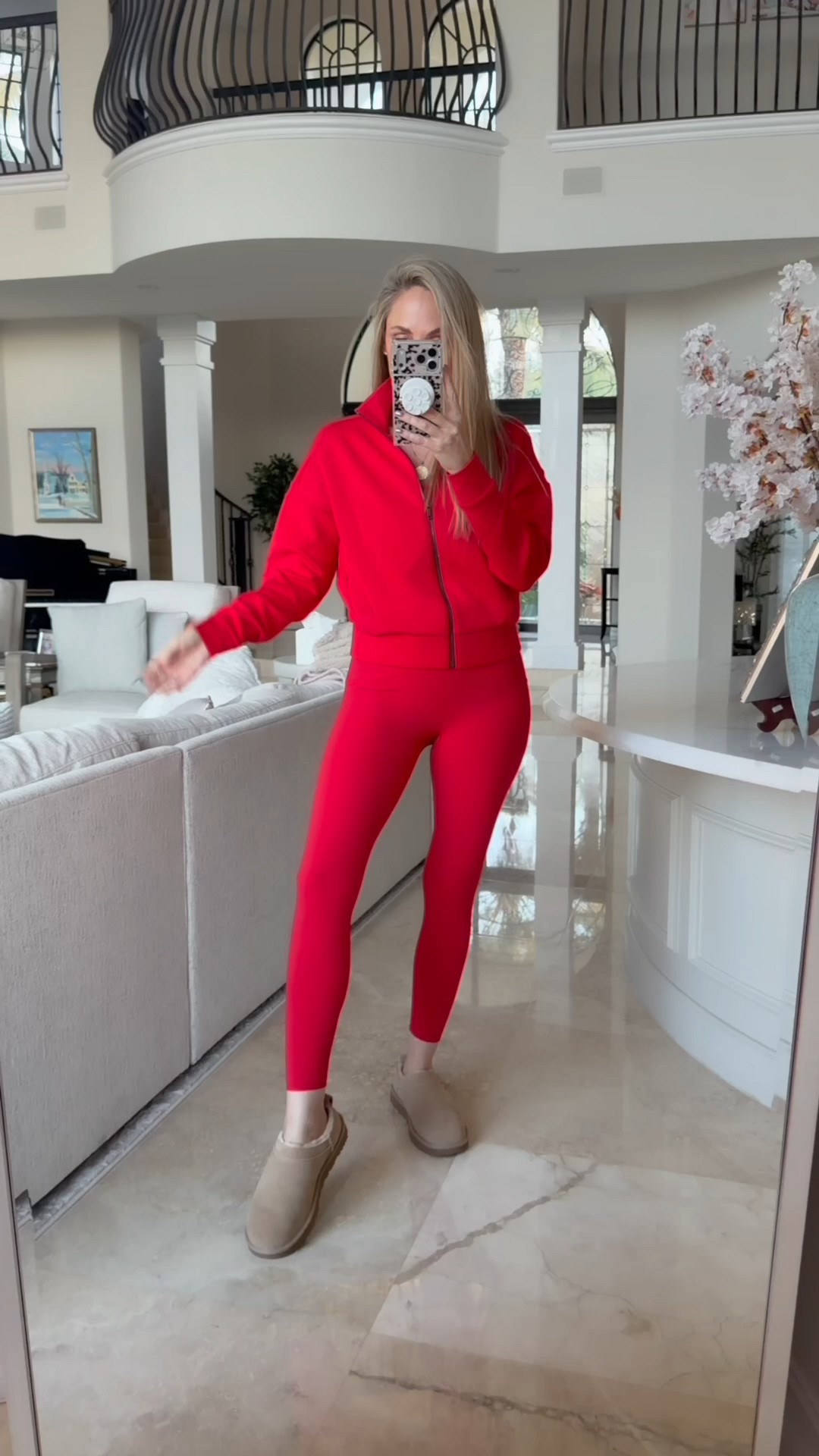 Gorgeous SPANX booty boost leggings ❤️💫in this beautiful red that’s perfect for the holidays. 🎅🏻 Use my discount code.: JESSXSPANX
Wearing medium 


#LTKdayinmylife #LTKHoliday #LTKOver40