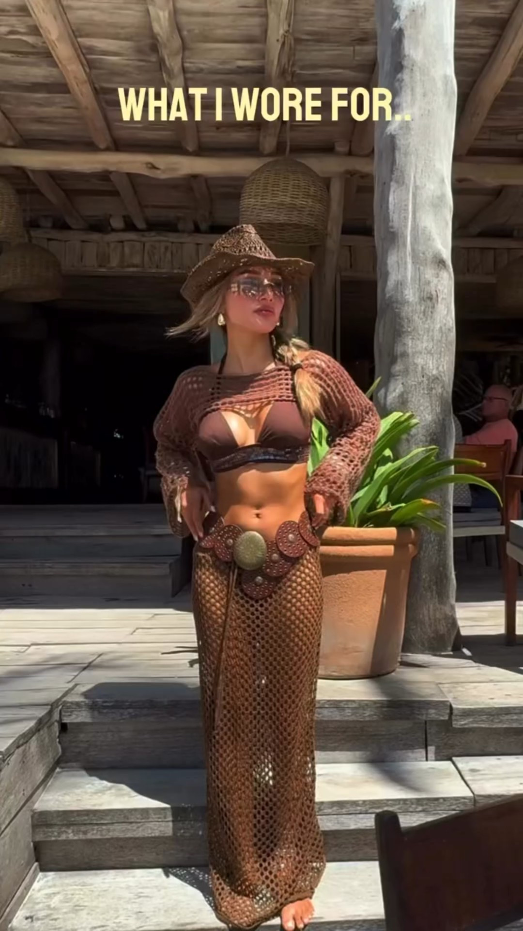 Tulum beach Day outfit check but mom version 🥥🍂🤎 
•
•
• Linking everything on my LTK 🔗

#parenting #ootdtravel #ootd #tulumoutfitideas #beachvibes #boymomlife #travel #outfits #beachvibes #méxico #tulum🌴 #viajes #boymom #tulummexico #fashioninspo