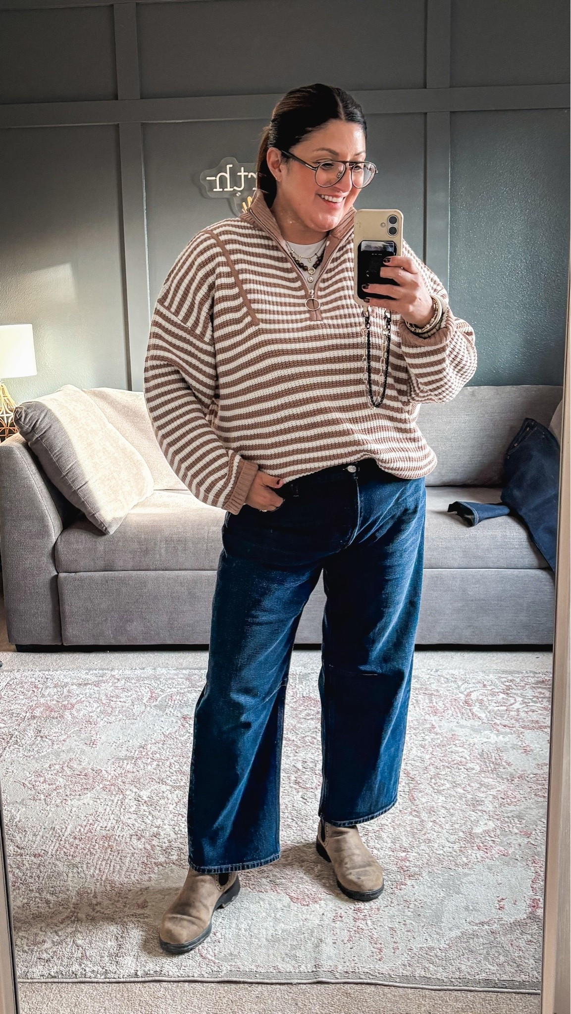 Today’s ootd:
Amazon sweater - XL
Madewell barrel Jeans - 31
Blundstone boots
@Madewell