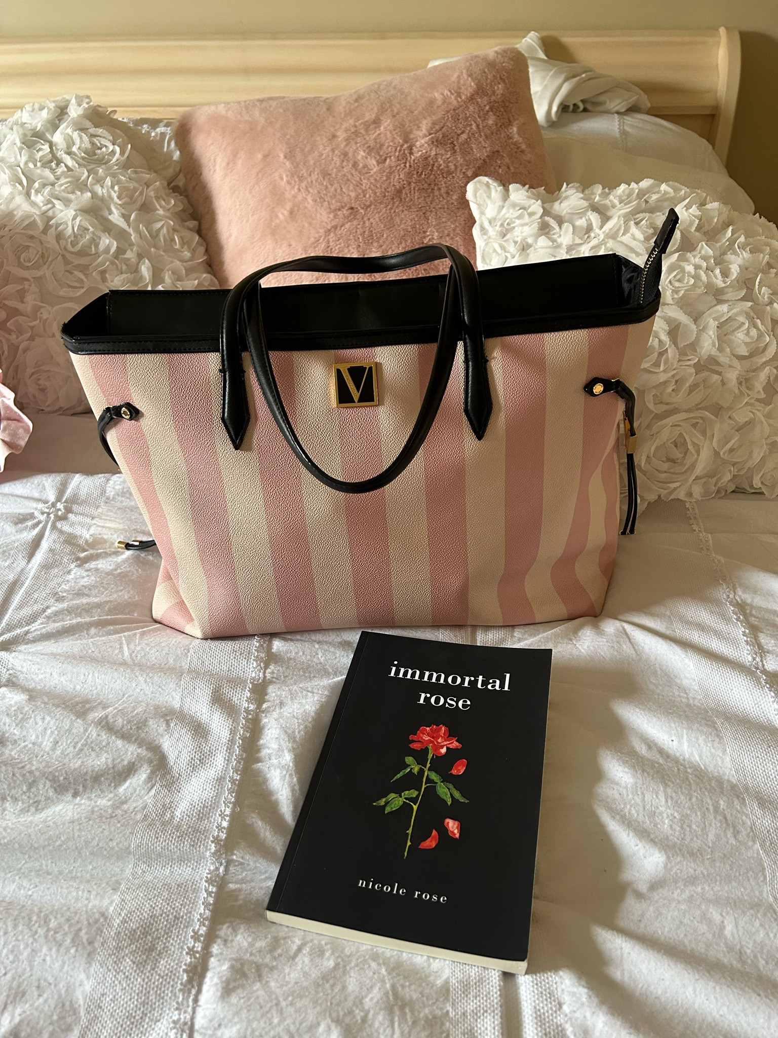 Victoria's Secret good Carryall Tote