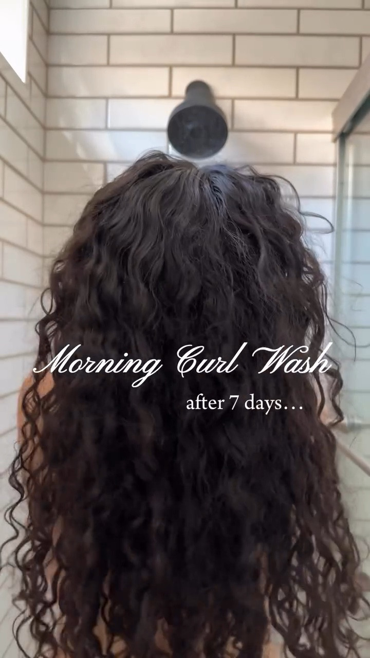Washing my curls after 7 days🫧✨🚿

Here are my full washday details:
- BounceCurl Gentle Clarifying Shampoo
- Rizos Curls Conditioner
- Tangle Teezer Detangler Brush
- DevaCurl Mist of Wonders Leave-In
- Curlsmith Flexi Jelly 
- Bounce Curl Edgelift Define Brush (code 13RIANDA10 for discount)
•
•
•
•
#beforeandafter #curlyhair #curlycut #hairtransformation #curltransformation #curls #curlyhairstyles #hairstyle #transformation #curlyhairroutine #hairroutine #hairhacks #naturalcurls #hairinspo #definedcurls #cachos #rizos #rizosnaturales #cachosdefinidos #relatable #washday