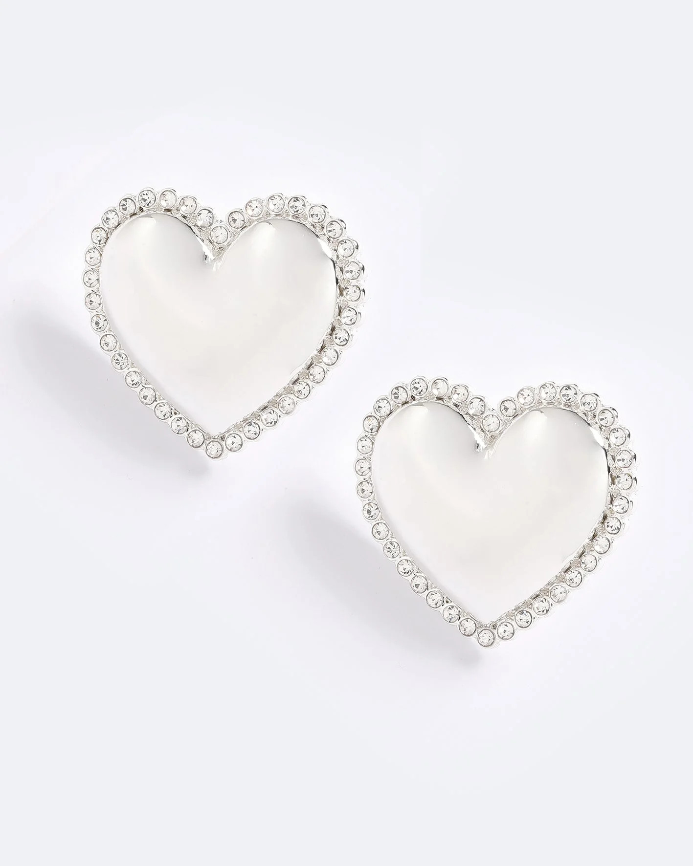 LIQUID HEARTS | Emma Pills