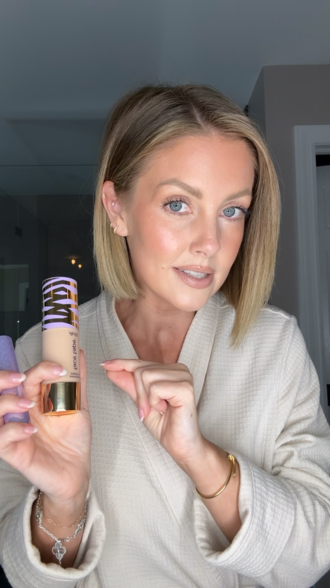 Don’t miss the @Tarte  Custom Kit Sale!
My picks:
Face Tape
Shape Tape Blur
Blush Tape
Tartelette Tubing Primer
Lights, Camera, Lashes Platinum 
Maracuja Juicy Lip Plump 

#Ad #TartePartner

#LTKOver40 #LTKSaleAlert #LTKBeauty