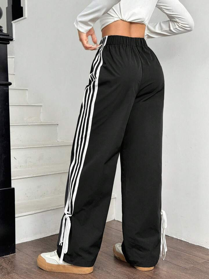 SHEIN EZwear Women Black Side Contrast White Tape Elastic Waist Pants | SHEIN