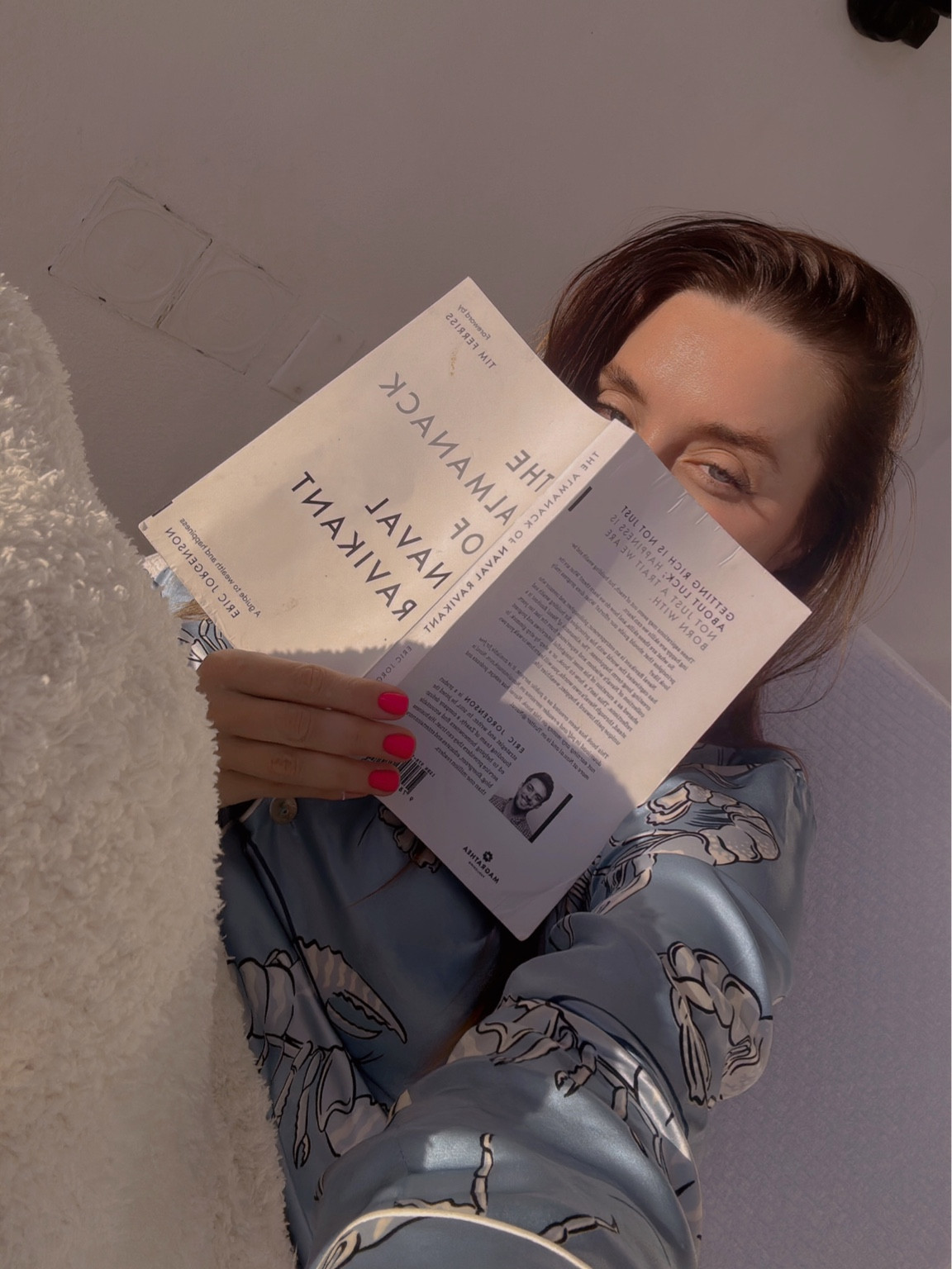 My current obsession: reading & pajamas 