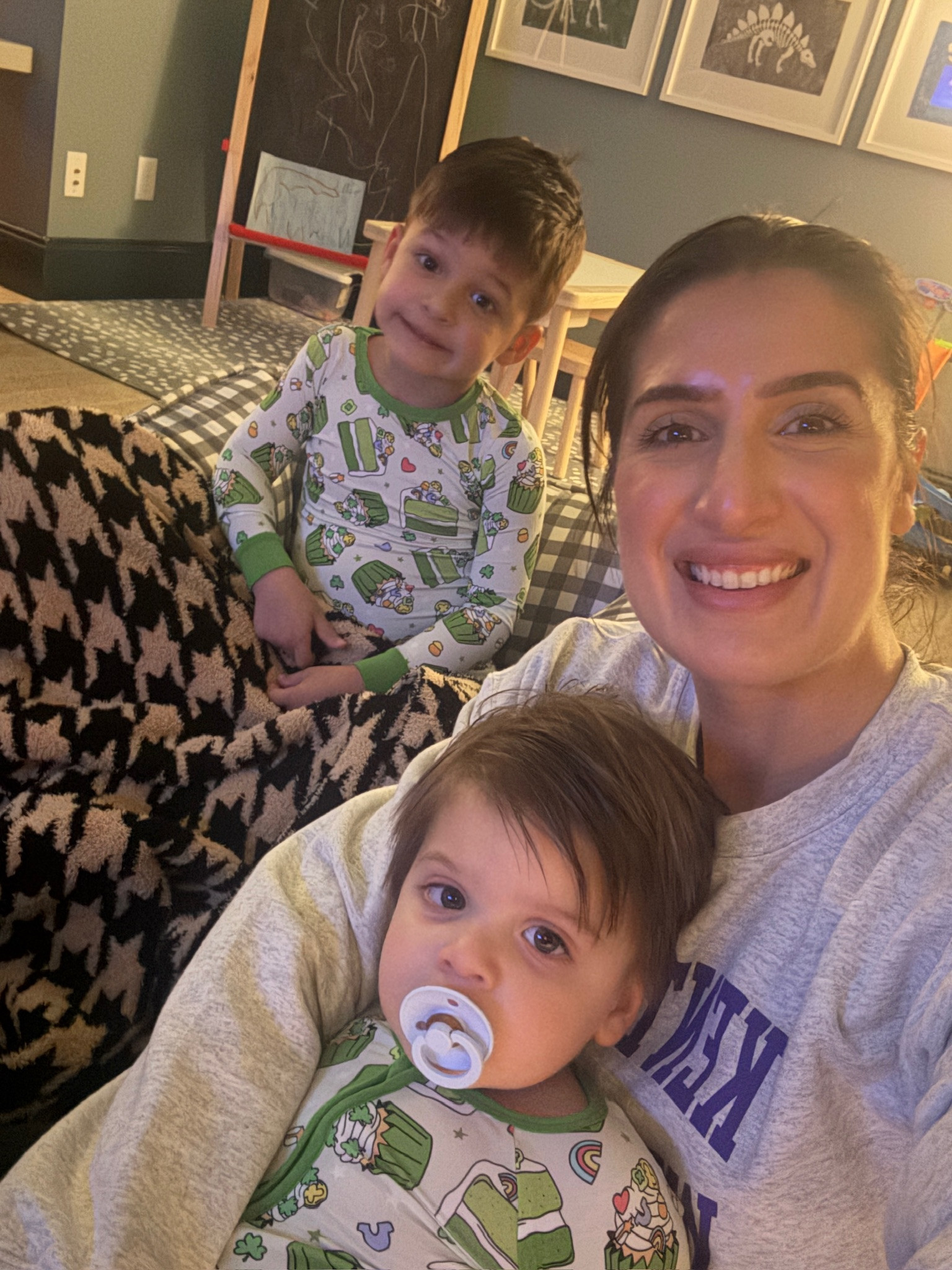 Night in with Caden Lane pjs! 🍀🌙

caden lane, caden lane finds, caden lane kids, kids sets, pj sets, easter clothes, easter pjs, st patricks, grace white

#LTKKids #LTKSeasonal #LTKBaby