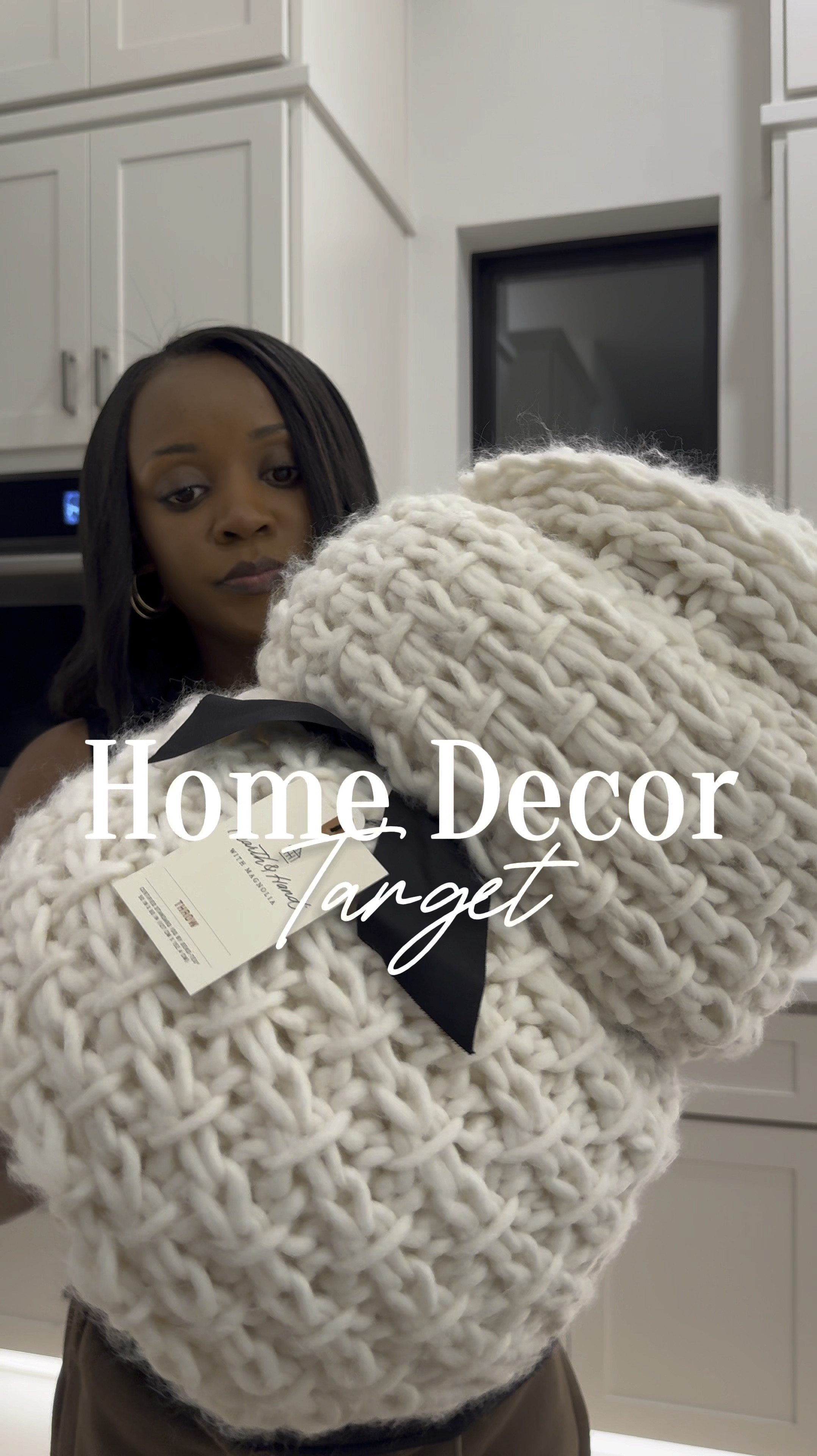 🤎

This fall, add warmth and coziness to your home with some amazing finds from Target! You'll love these stunning ottomans, perfect for styling at the edge of your bed or in front of your mantel. Their unique shape and captivating color will make them a great addition to your decor, creating a snug and inviting atmosphere. Get ready to cozy up your space and make it feel like your own relaxing retreat!

#LTKVideo 

#LTKHome #LTKStyleTip