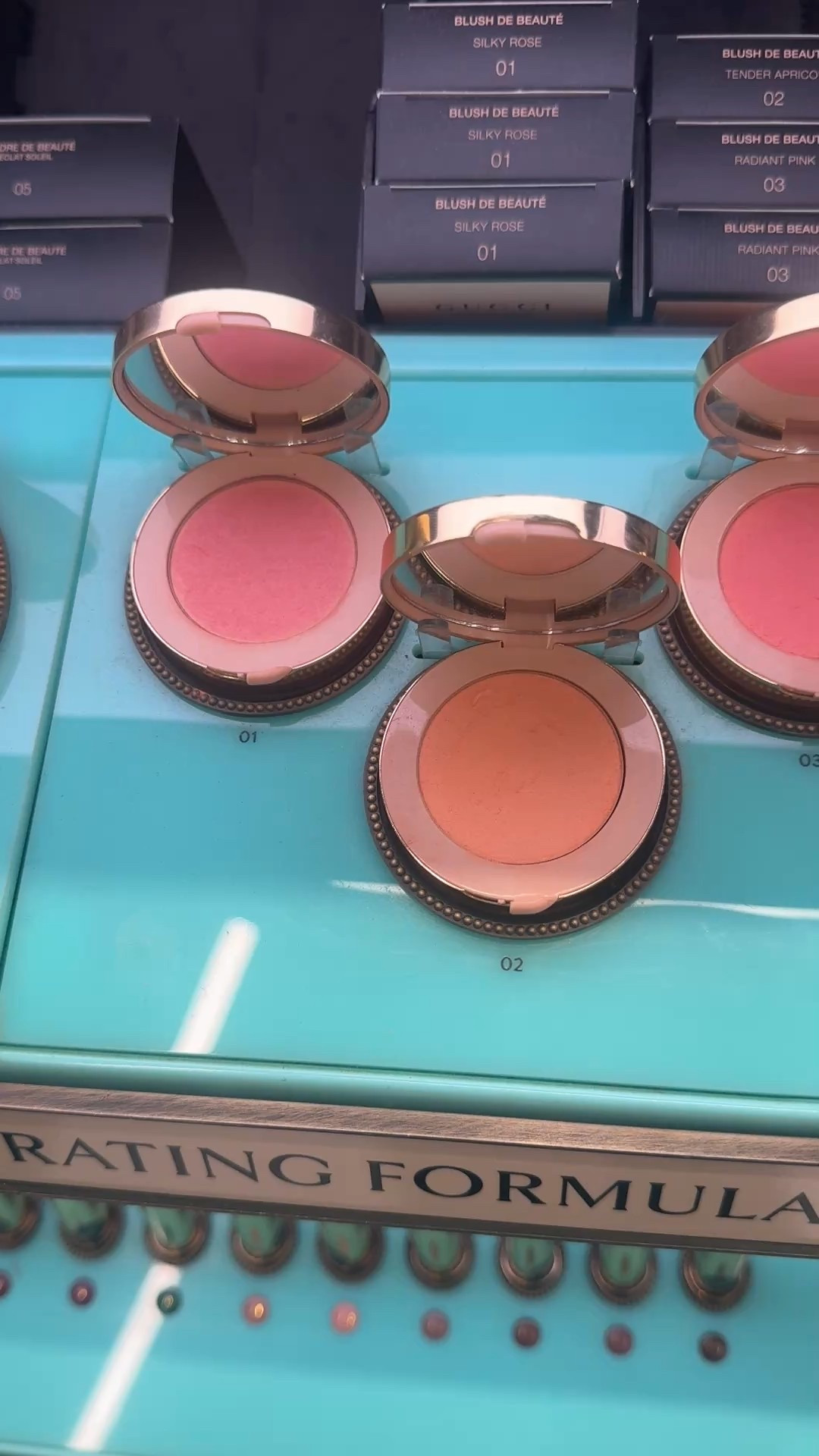 High end luminous blush by #gucci@Sephora 