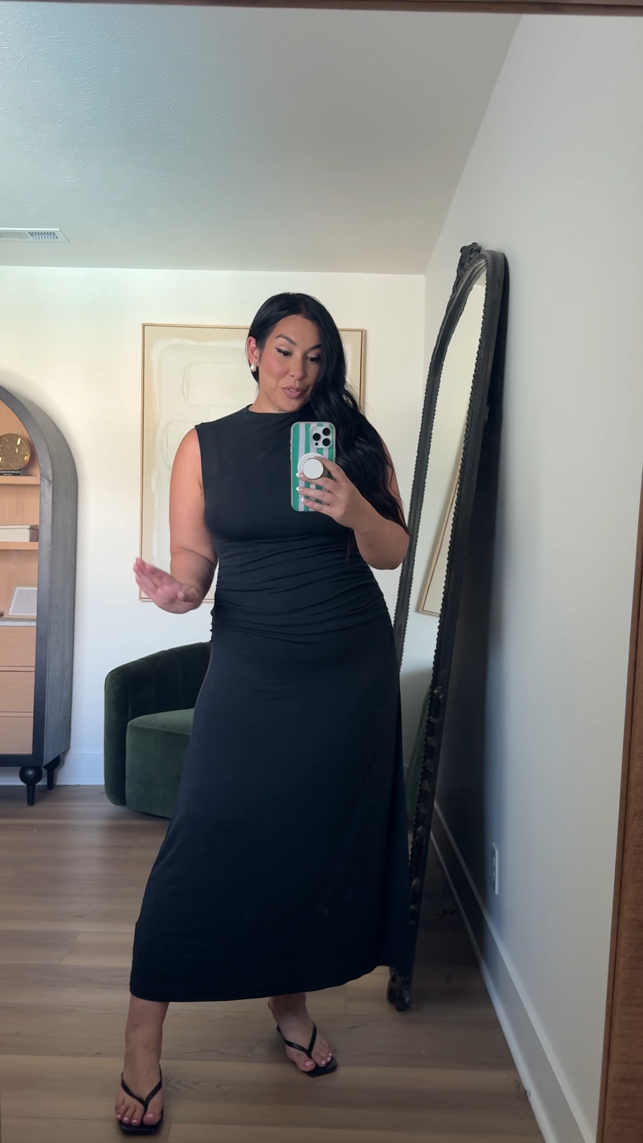 This knit dress is so lightweight and comfortable! Wearing a large! Midsize fashion, midsize, abercrombie, abercrombie sweater dress, fall style, fall dress

#LTKSeasonal #LTKMidsize
