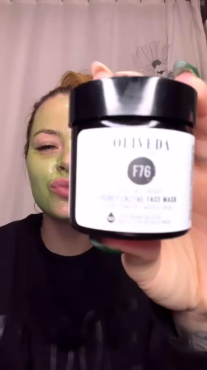 🌟 MASK DAYYYY! 🍯✨

Ready for the ultimate skincare indulgence? This mask is a game-changer, leaving your skin glowing, soft, and rejuvenated. Trust me when I say, it's the most soothing, calming, glow-boosting mask I’ve ever tried. ✨

WHAT IT DOES: 
✨ Gently exfoliates to slough away dead skin cells 
✨ Boosts radiance & revitalizes your complexion 
✨ Evens skin tone and smooths texture ✨ Deeply moisturizes for that soft, silky feel

This luxurious mask makes the perfect gift for any skincare enthusiast (or treat yourself, you deserve it). Plus, it's formulated for all skin types, packed with clean, eco-conscious ingredients. 🌱🫶🏼

KEY INGREDIENTS: 
💛 HONEY – Soothes & deeply moisturizes 
🍃 PAPAIN – Papaya enzyme that helps shed dead skin, leaving you with a fresh, revitalized glow 
✨ ARBEQUINA OIL – Leaves your skin feeling velvety soft 
🛡️HYDROXYTYROSOL- is a potent antioxidant naturally found in olives. Hydroxytyrosol helps reduce inflammation, fine lines, wrinkles, and other signs of skin aging, promoting a healthier, more youthful complexion.

COMMENT 🫒 TO GO GREEN WITH ME ⚡️



#LTKBeauty #LTKStyleTip
