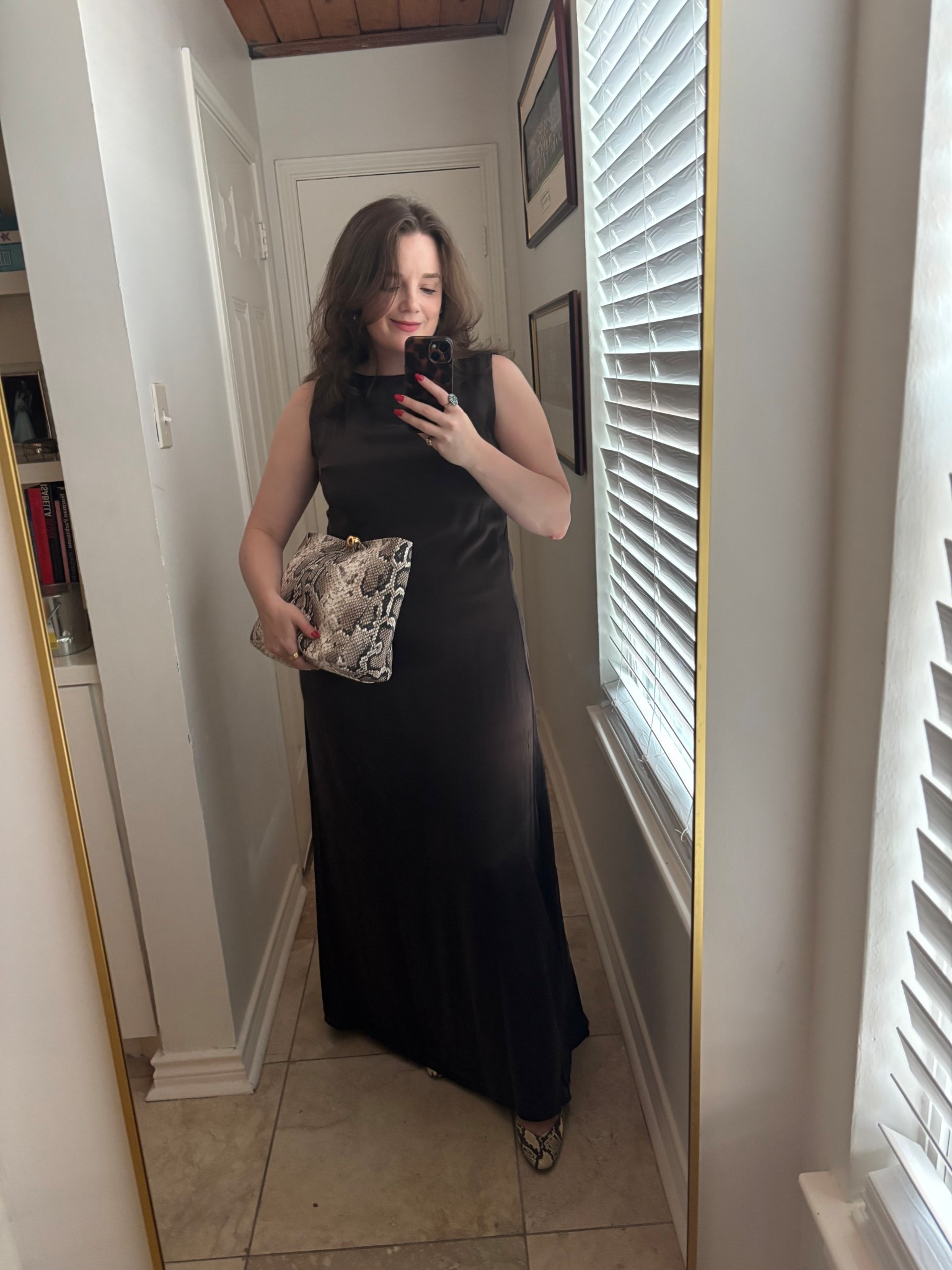 A little 🐍 moment 

#LTKParties #LTKMidsize #LTKItBag