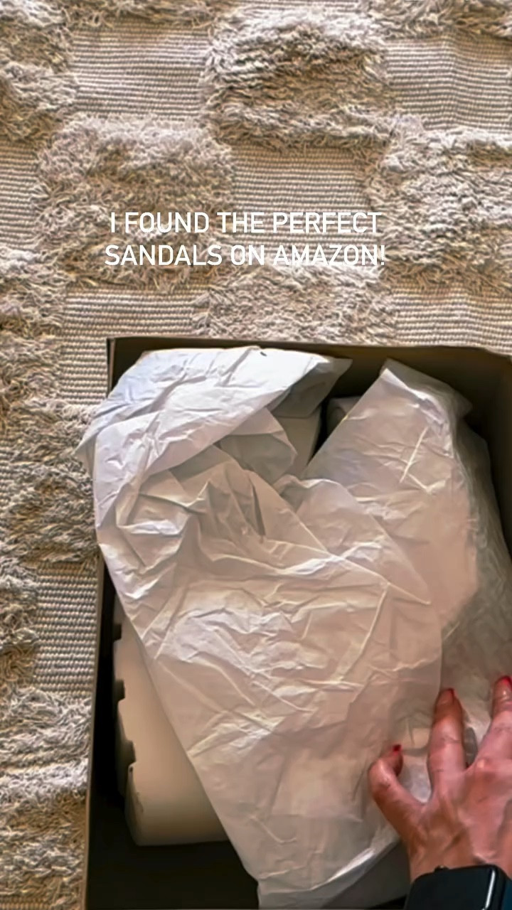 Amazon Heels


#LTKShoeCrush #LTKSaleAlert #LTKOver40