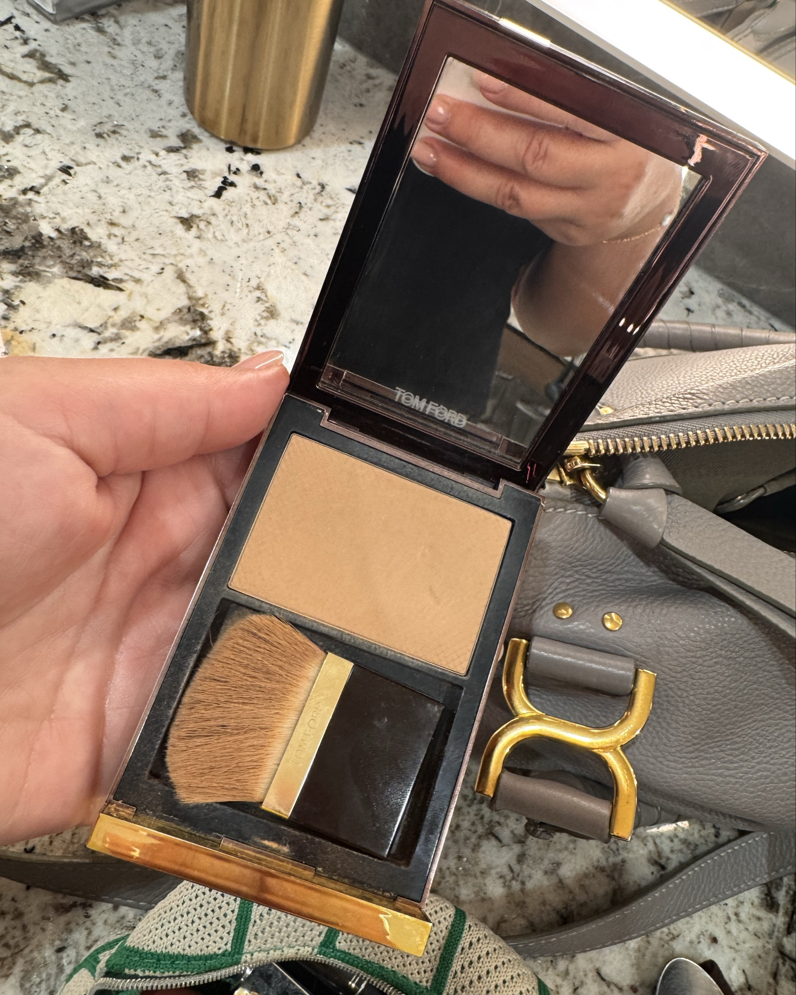 Timeless, flawless, and always in my bag ✨

Tom Ford Blurring Powder is my go-to for that quick, on-the-go touch-up—smooth, airbrushed skin in seconds while running errands.

Trust me… you’ll want this in your handbag 💄
Don’t wait—grab yours before it’s gone!

#LTKBeauty #LTKmorningroutine #LTKMothersDay
