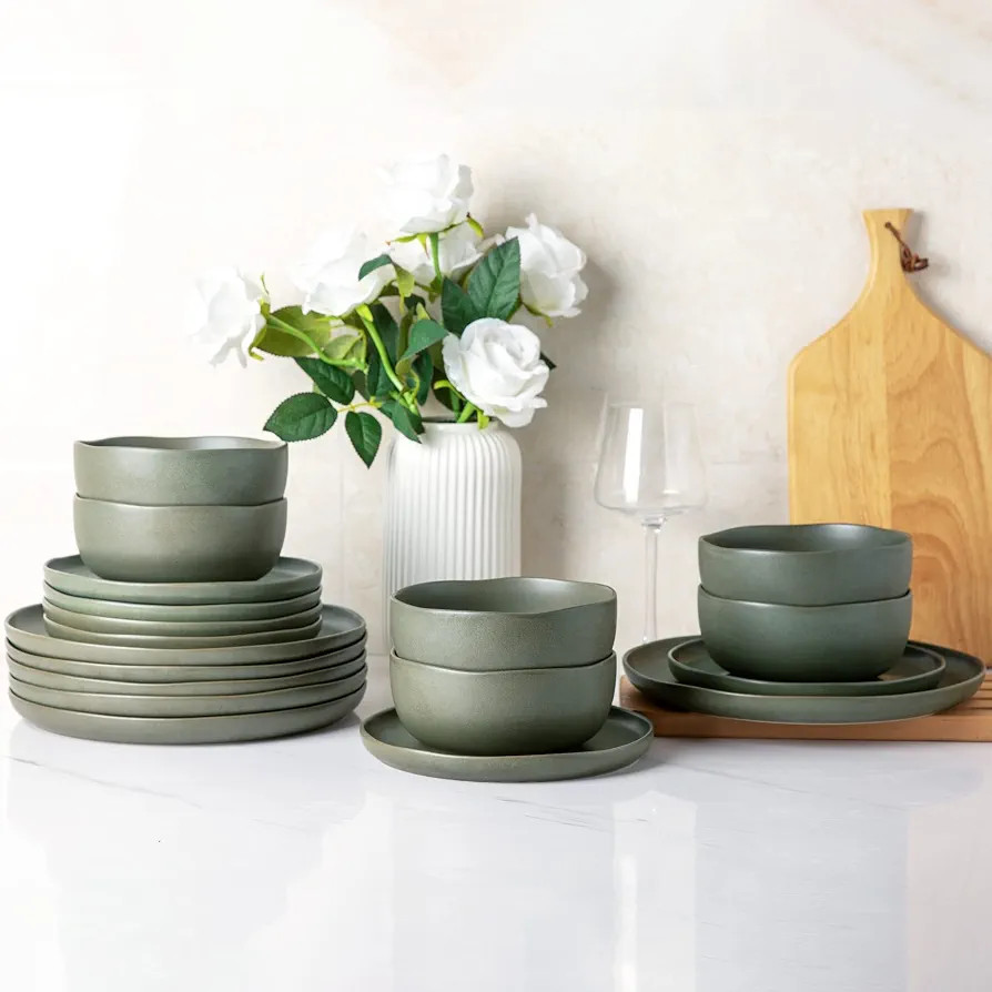 AmorArc Stoneware Dinnerware Sets, Wavy Rim Ceramic Plates and Bowls Sets, Highly Chip and Crack ... | Amazon (US)