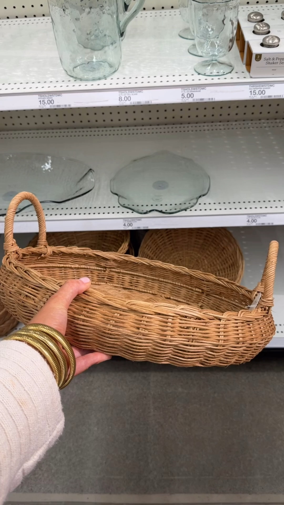 Let’s create an outdoor centerpiece together! They have so many beautiful new outdoor pieces! @Target #TargetPartner #Target

#LTKHome #LTKSeasonal