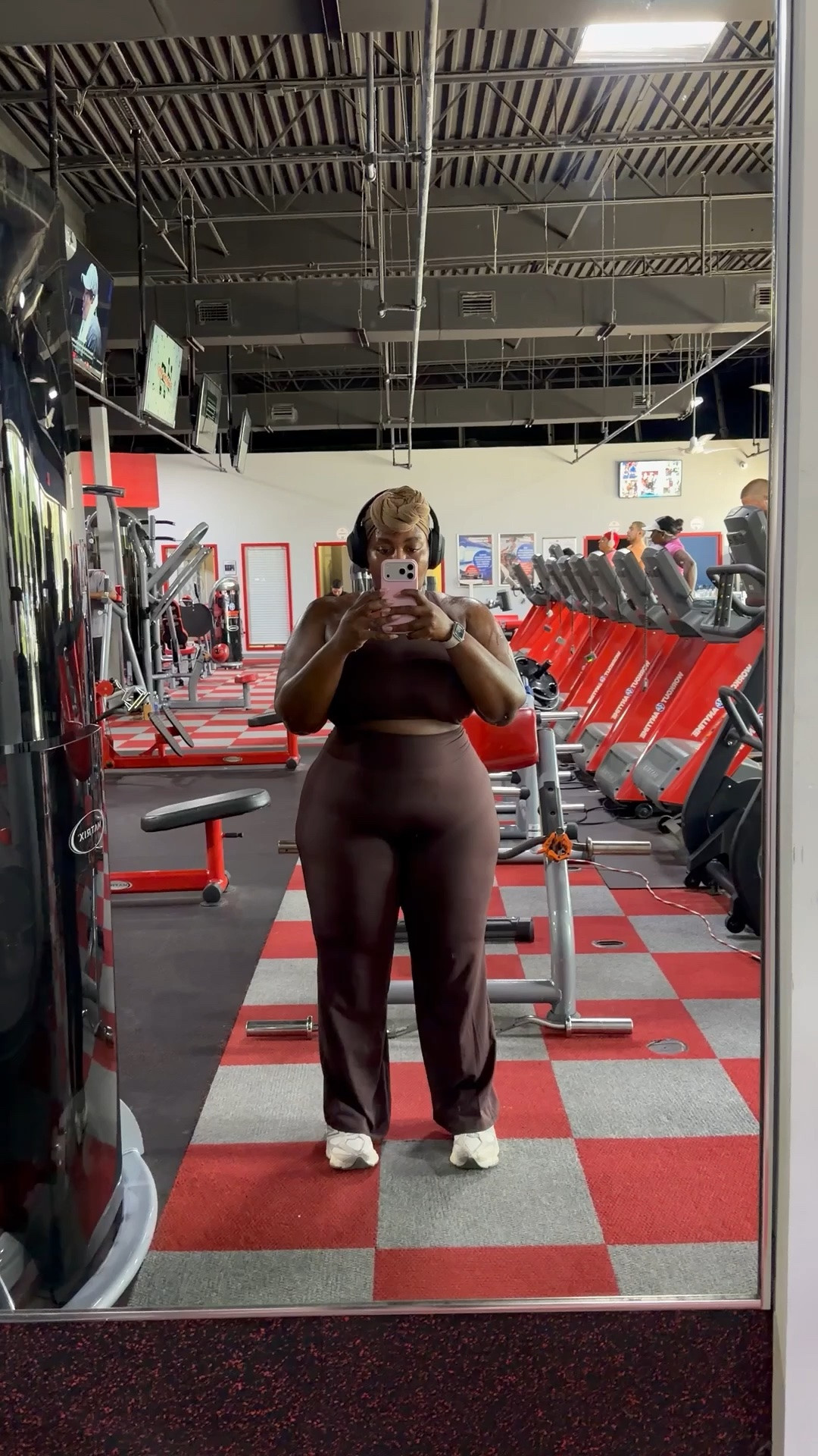 tested out my new gym fit for a back day 

Set XXL

#LTKPlusSize #LTKSaleAlert #LTKActive