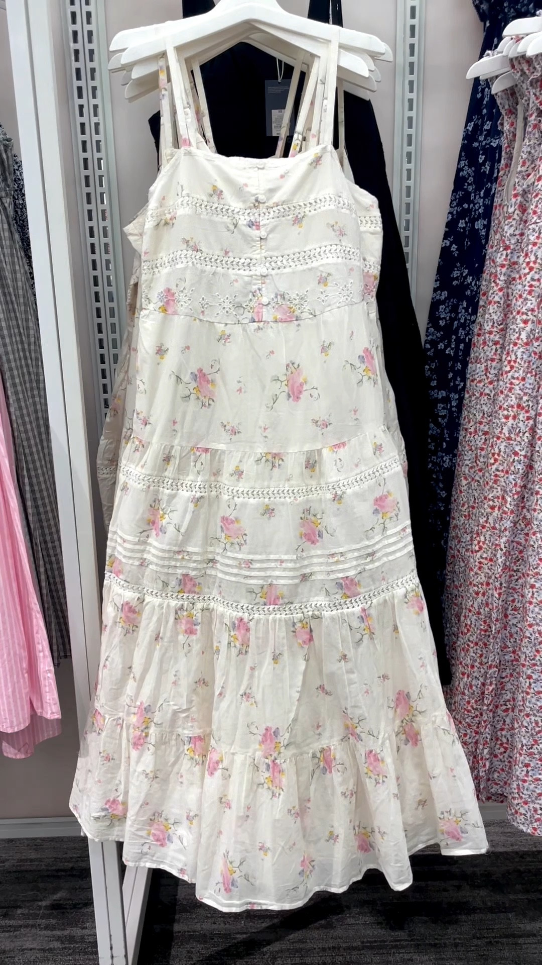 The prettiest spring dresses. If you love them recommend grabbing now- these will sell out 

#LTKSeasonal #LTKFindsUnder50 #LTKootd