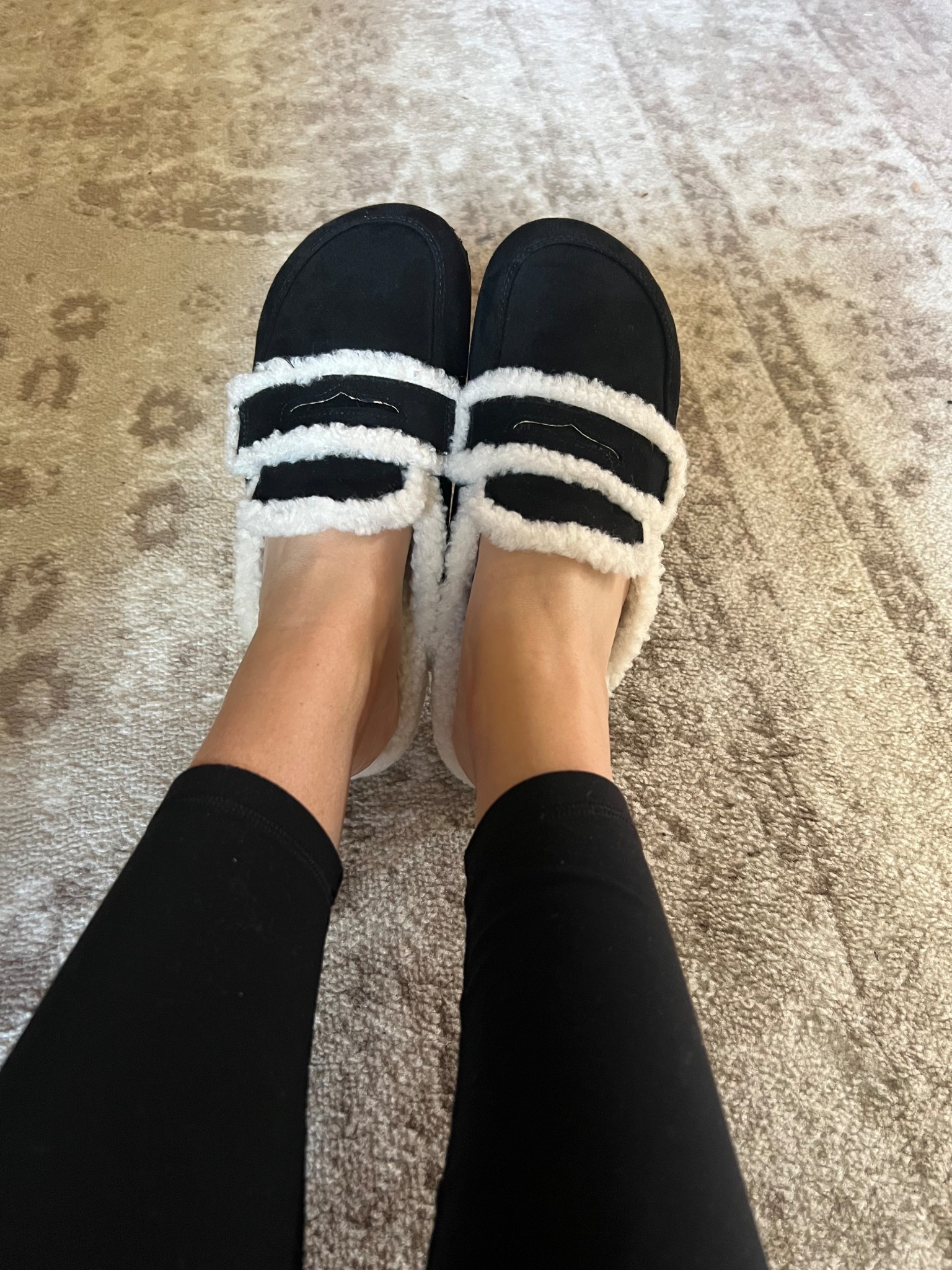 Love these clogs. True to size 

#LTKShoeCrush #LTKSaleAlert #LTKFindsUnder50