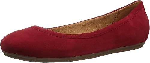 Naturalizer Women's Brittany Ballet Flat | Amazon (US)