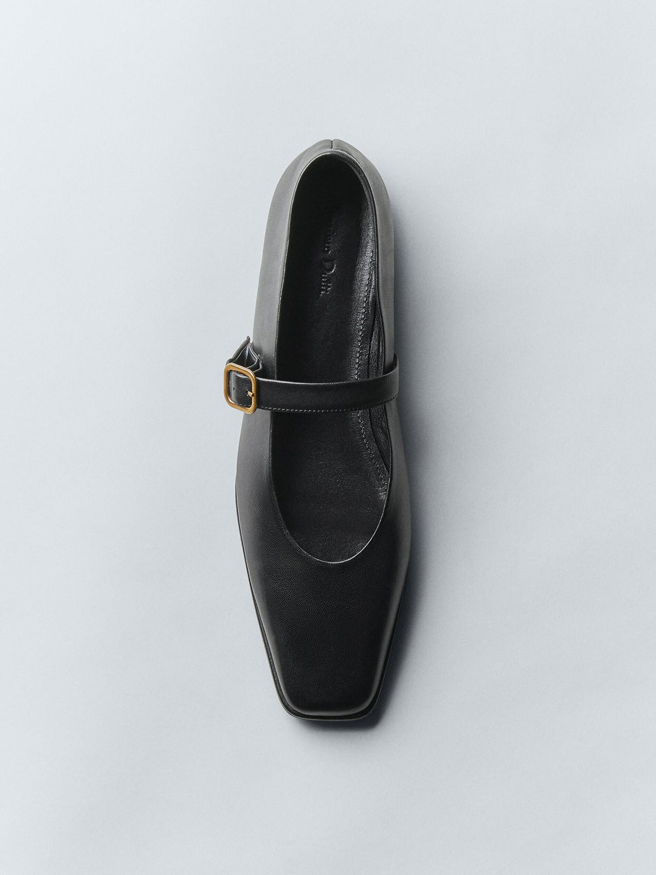 Leather ballet flats with buckled strap | Massimo Dutti US