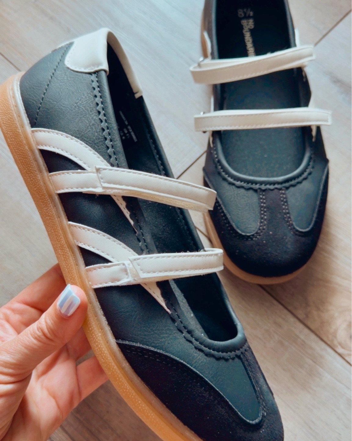 Grabbed these to recreate this Amazon-inspired look and I’m obsessed. They’re crazy comfy, give that trendy Mary Jane vibe, and I sized up 1/2 size for the perfect fit. 🙌

#WalmartFinds #WalmartFashion #MaryJaneSneakers #AffordableStyle #BougieOnABudget

#LTKMidsize #LTKOver40 #LTKmomlife
