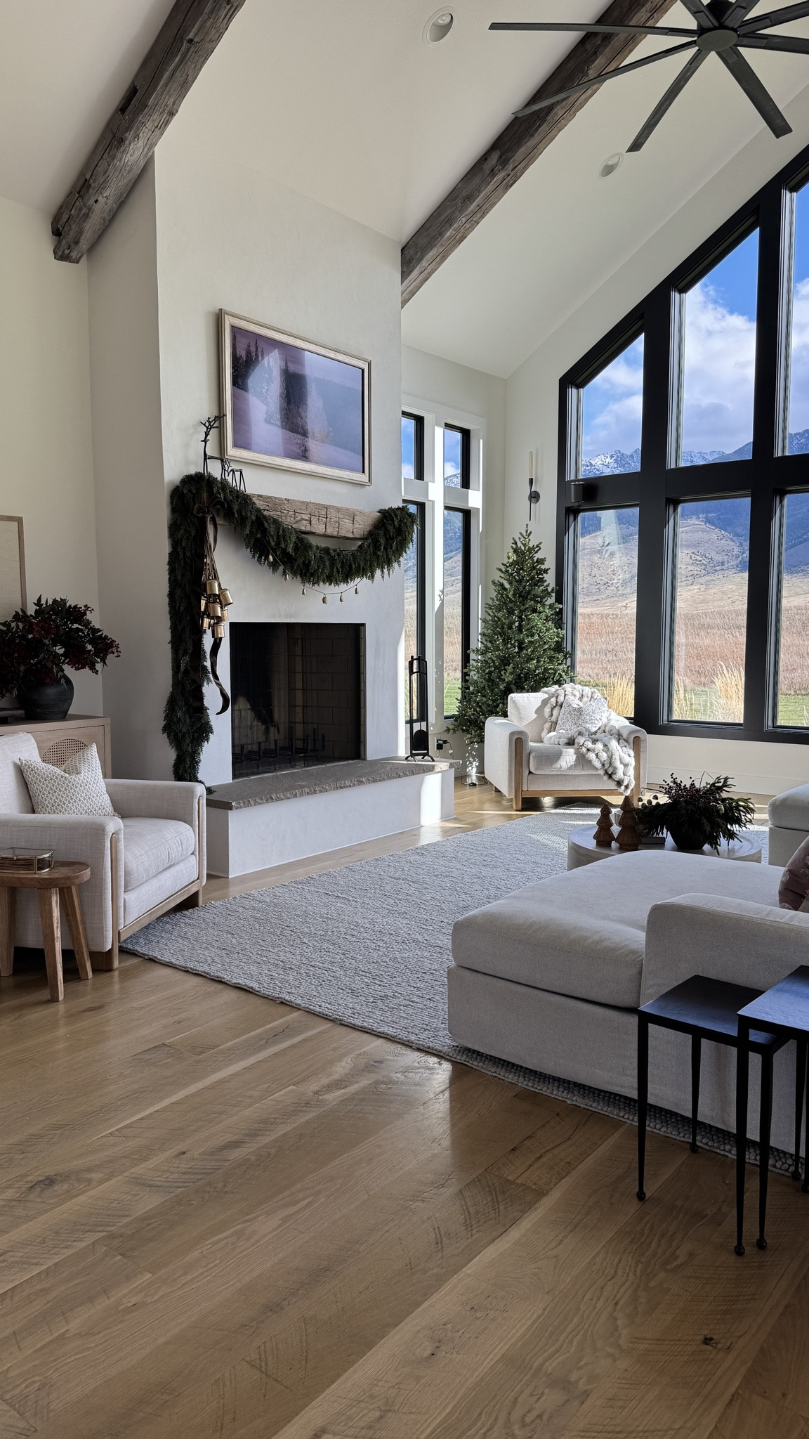 The perfect living room for Christmas! This decor turned out so beautiful in our space. Would be great for a holiday party or family gathering for the holidays. 

Christmas decor, Christmas tree, living room, holiday party, Christmas party, kitchen decor, Christmas table, Christmas garland, Ralph Lauren Christmas, mantel decor

Everything linked for you below!

#LTKHome #LTKHoliday