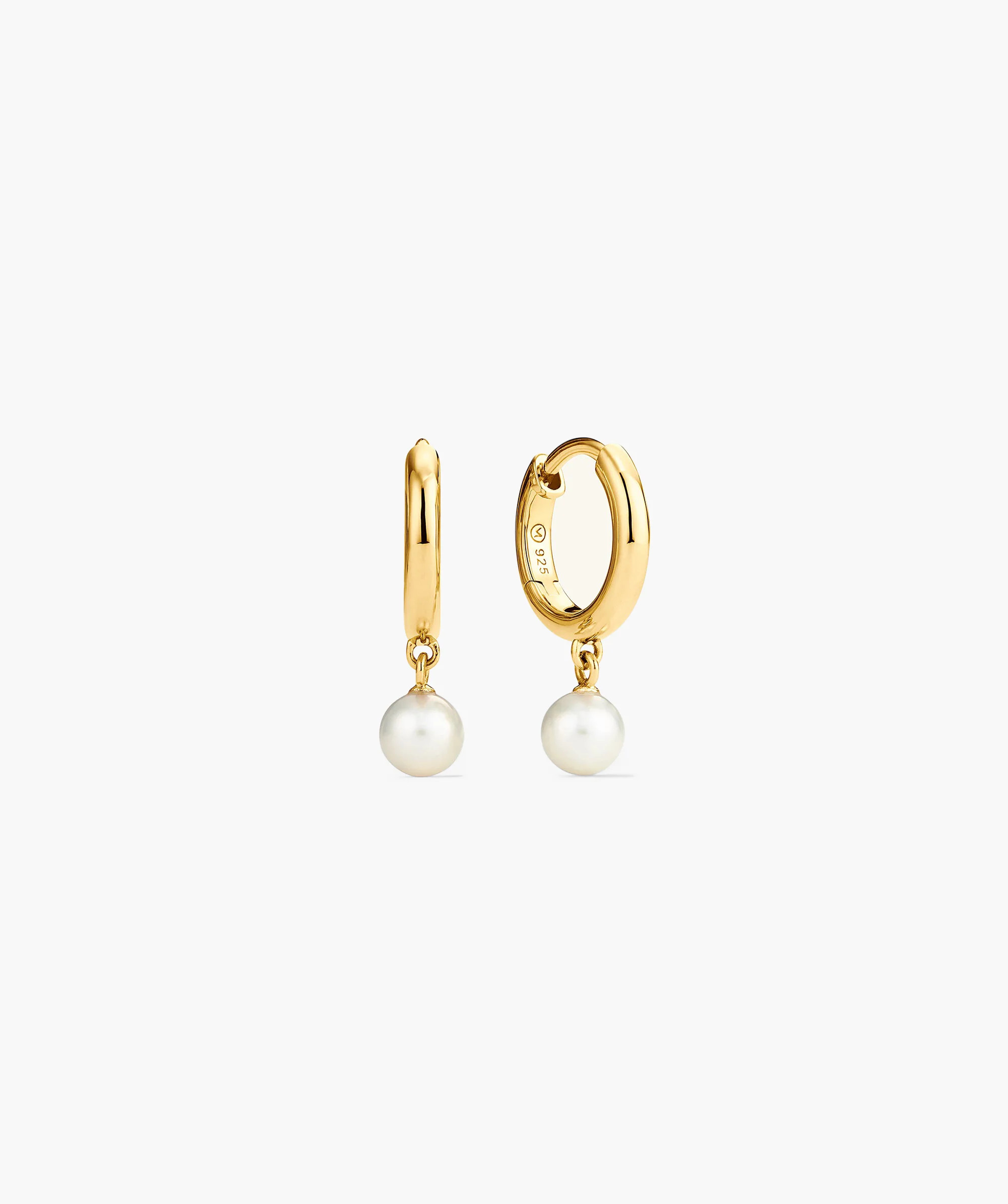 Mira Round Pearl Hoops | Mejuri Fine Crew