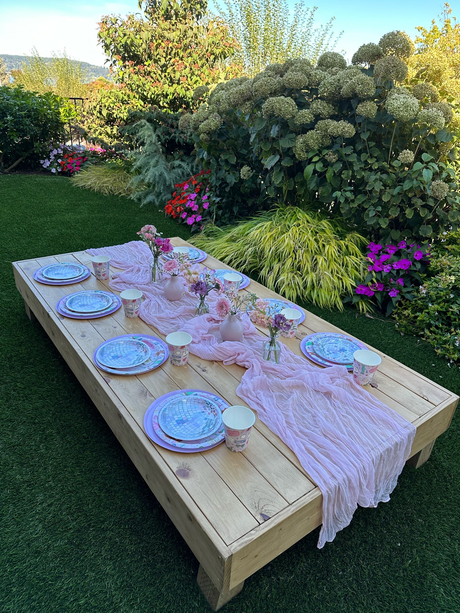 Taylor swift themed party tablescape 🤍

#LTKKids