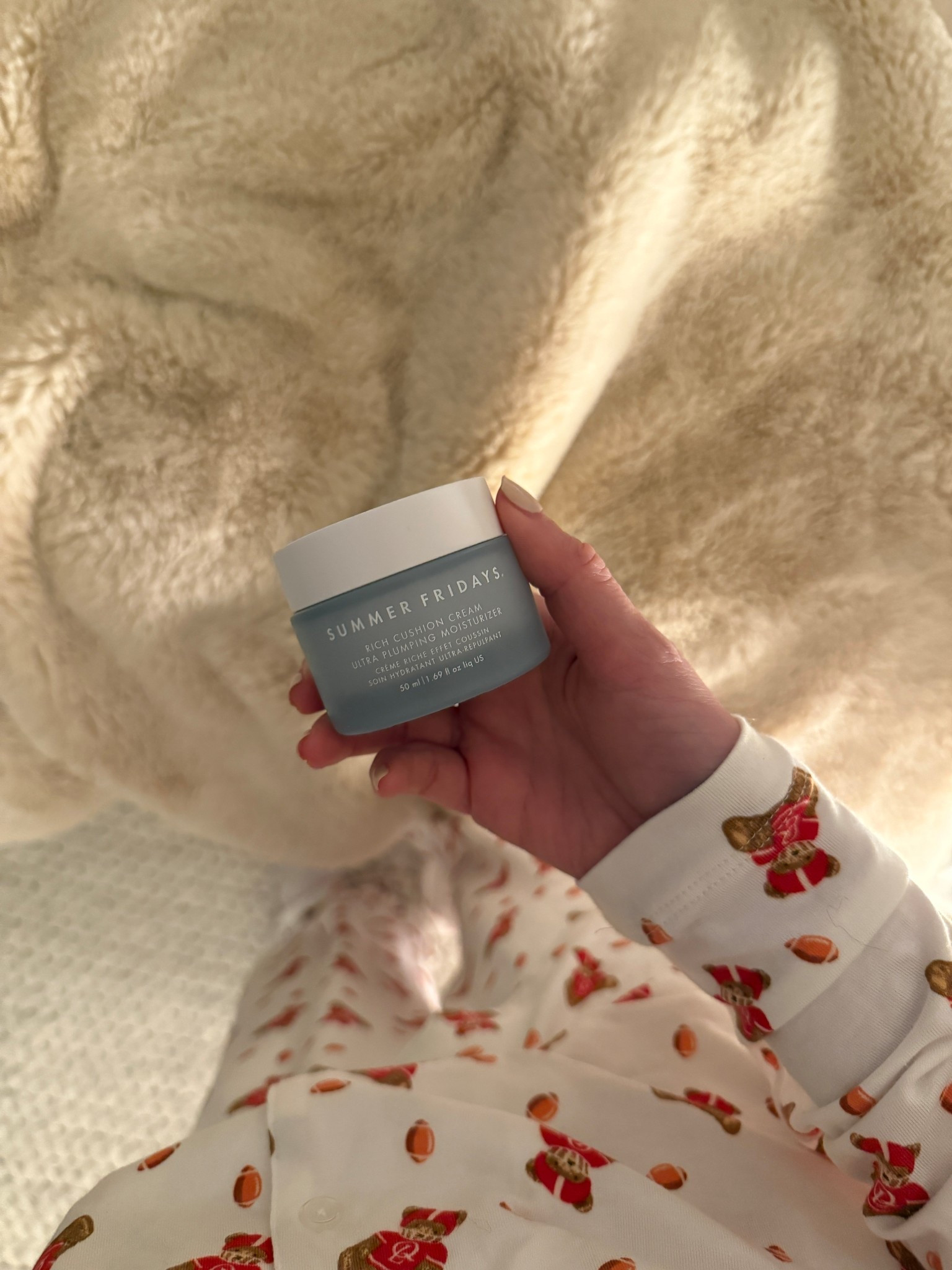 I am fully obsessed with this moisturizer. Perfectttt for dry skin 