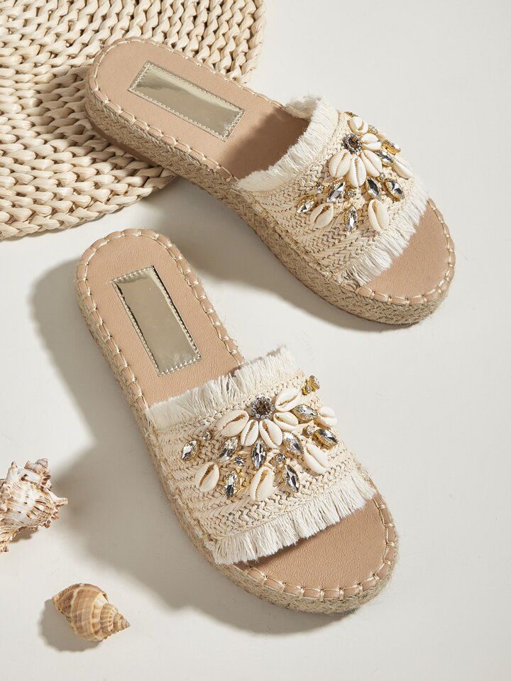 Women Rhinestone & Shell Decor Espadrille Sandals, Vacation Beige Outdoor Straw Flat Sandals | SHEIN