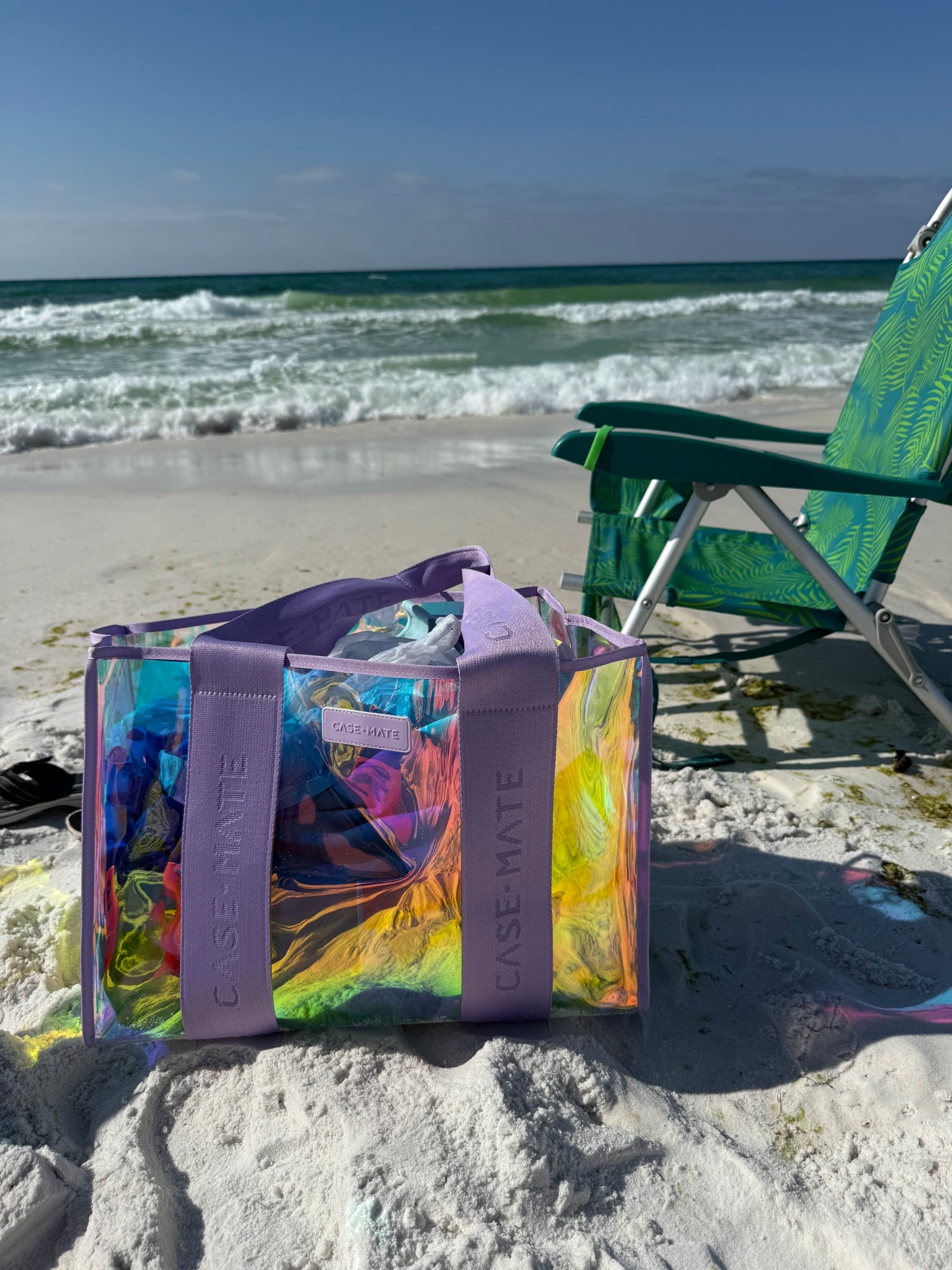 My new favorite beach bag! Holds SO much! Comes in other colors, too!

Beach bag, beach tote, soap bubble 

#LTKItBag #LTKSwim #LTKTravel