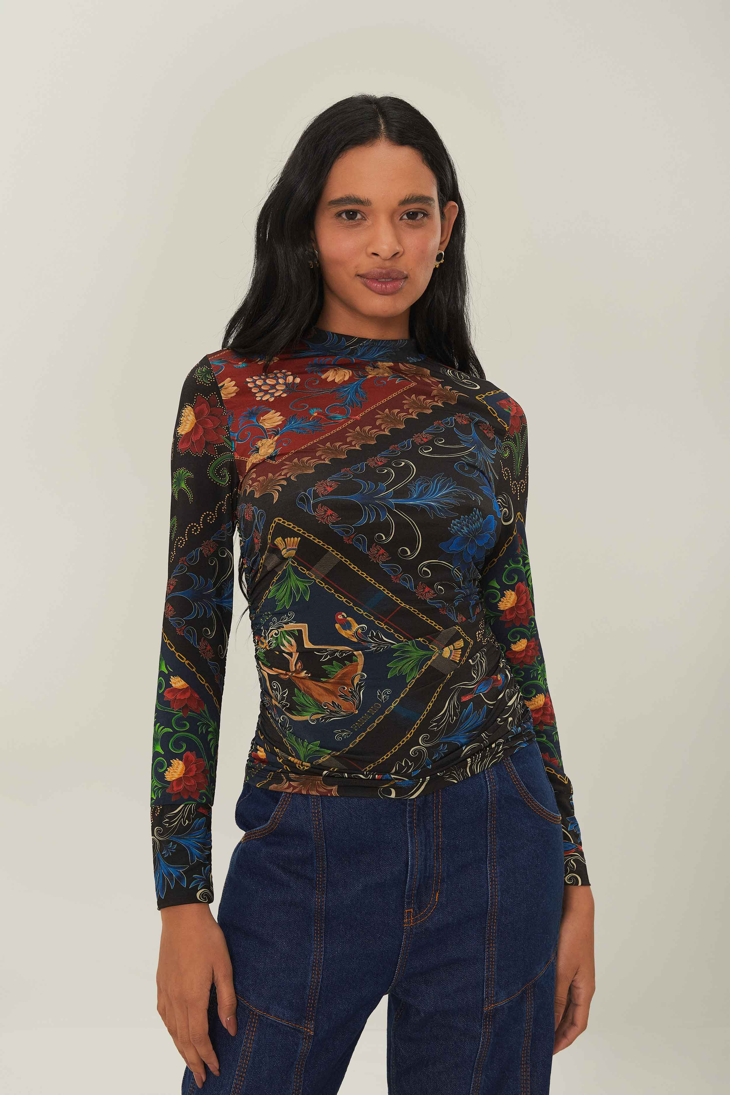 Black Mixed Arabesque Scarves Jersey Blouse | FarmRio (US)