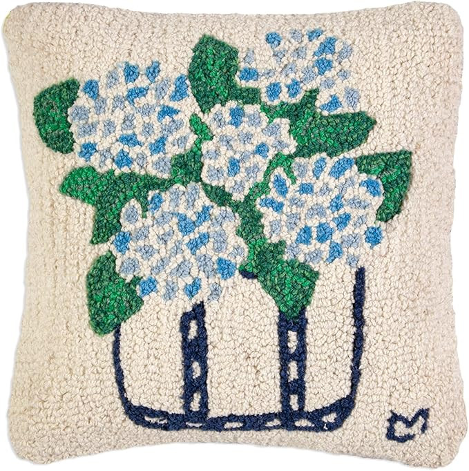 Artist-Designed Hydrangea Tote Hand-Hooked Wool Decorative Throw Pillow (18 in x 18 in) Flower Th... | Amazon (US)