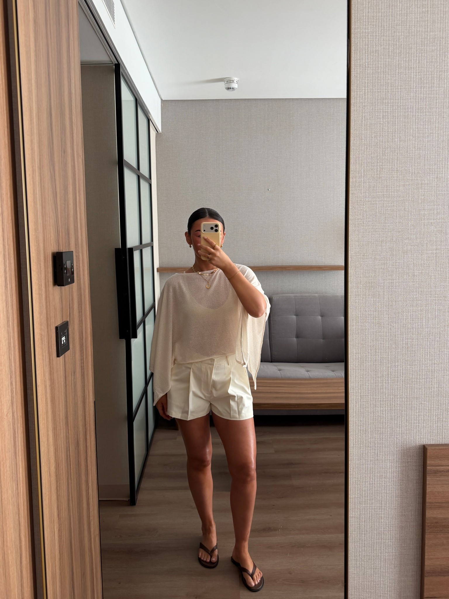 I wear a size M in the top & size 10 in the shorts x

Summer outfit, city break outfits, summer ootd, cream shorts, leather sandals, spring outfit

#LTKuk #LTKtravel #LTKsummer