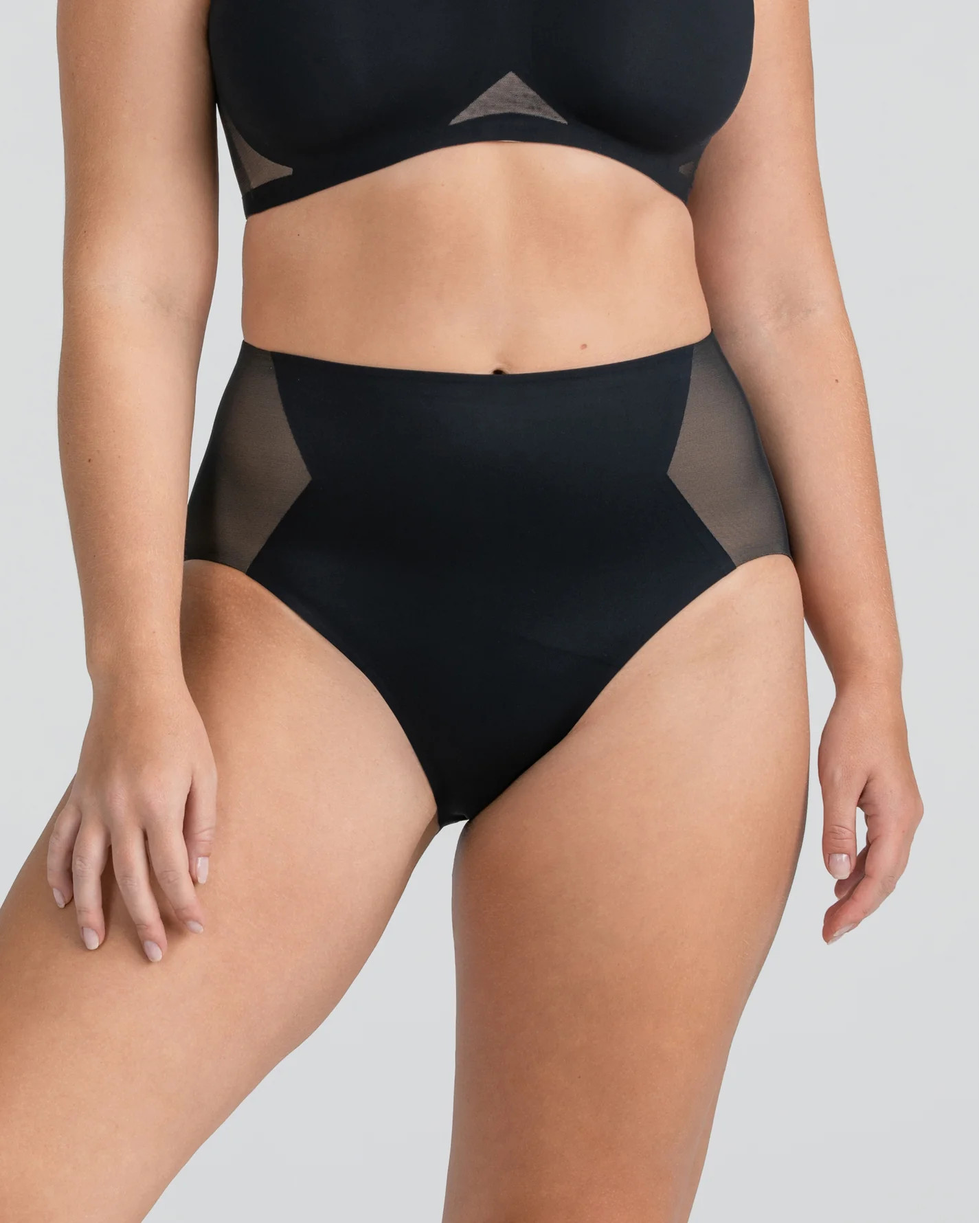 CrossOver Brief | Honeylove