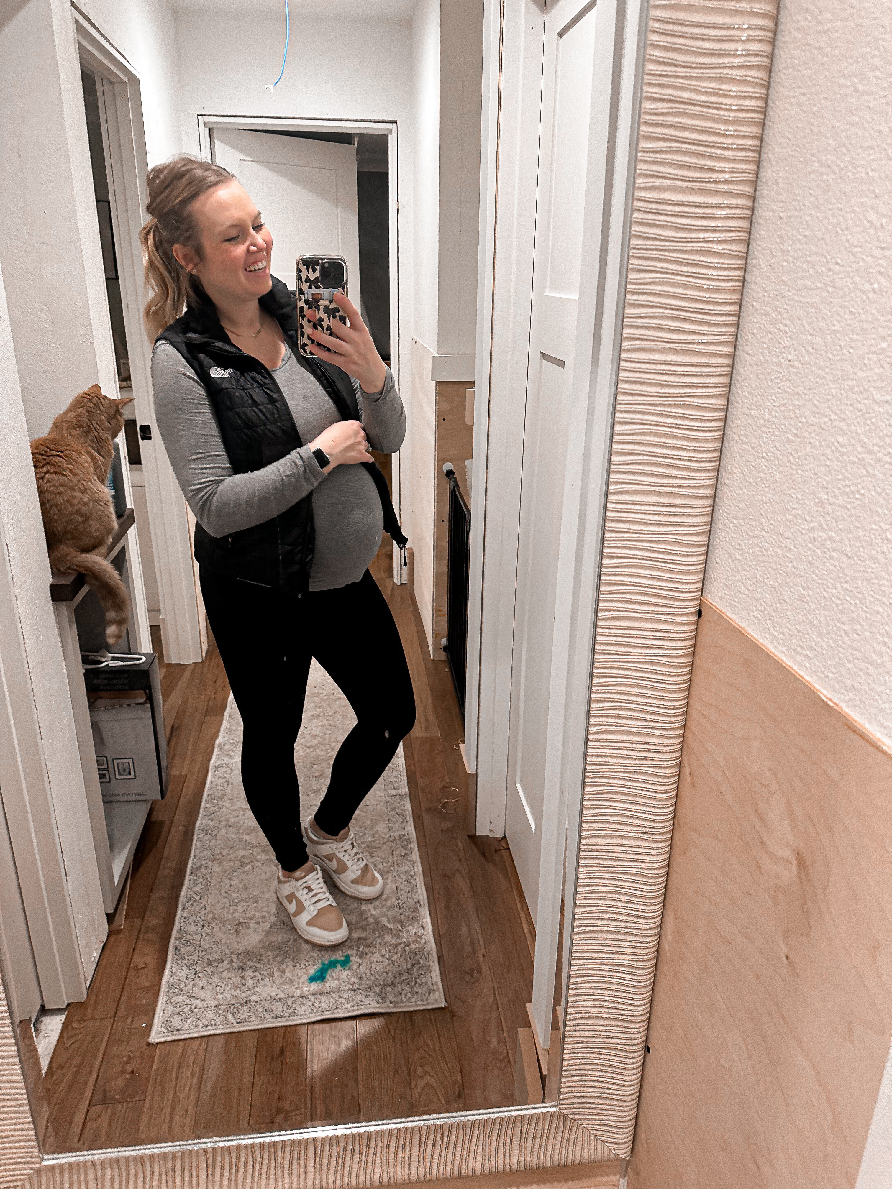 Mom busy outfit// bump outfit// 

#LTKBump #LTKStyleTip #LTKActive