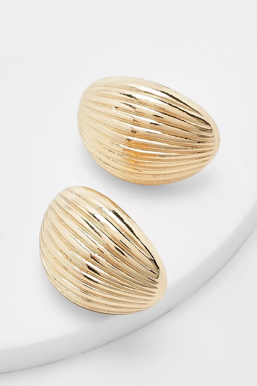 Boucles d'oreilles texturées | Boohoo.com (FR)