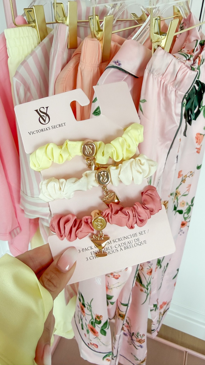 Cutest new hair accessories from @victoriassecret 

#LTKTravel #LTKootd #LTKgrwm