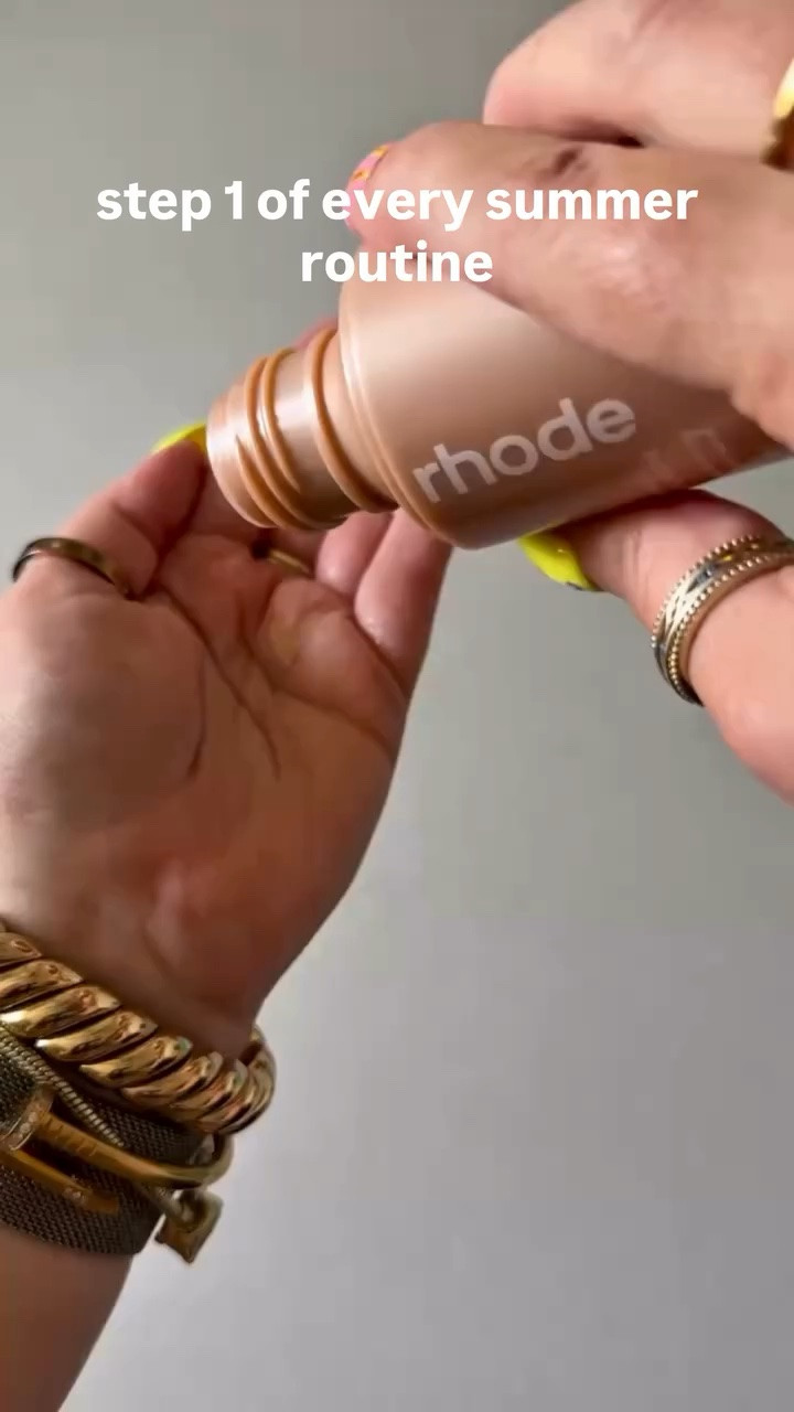 summer rhode routine, start to finish. save this for your next order 🤍 @rhode 

40-something. high-maintenance & proud.

Rhode summer . Rhode summer 2026 . Rhode pocket blush . Rhode pocket bronze . Rhode peptide lip shape . Rhode peptide lip tint . Grwm . Makeup of the day . Rhode highlight milk . Do my makeup with me .