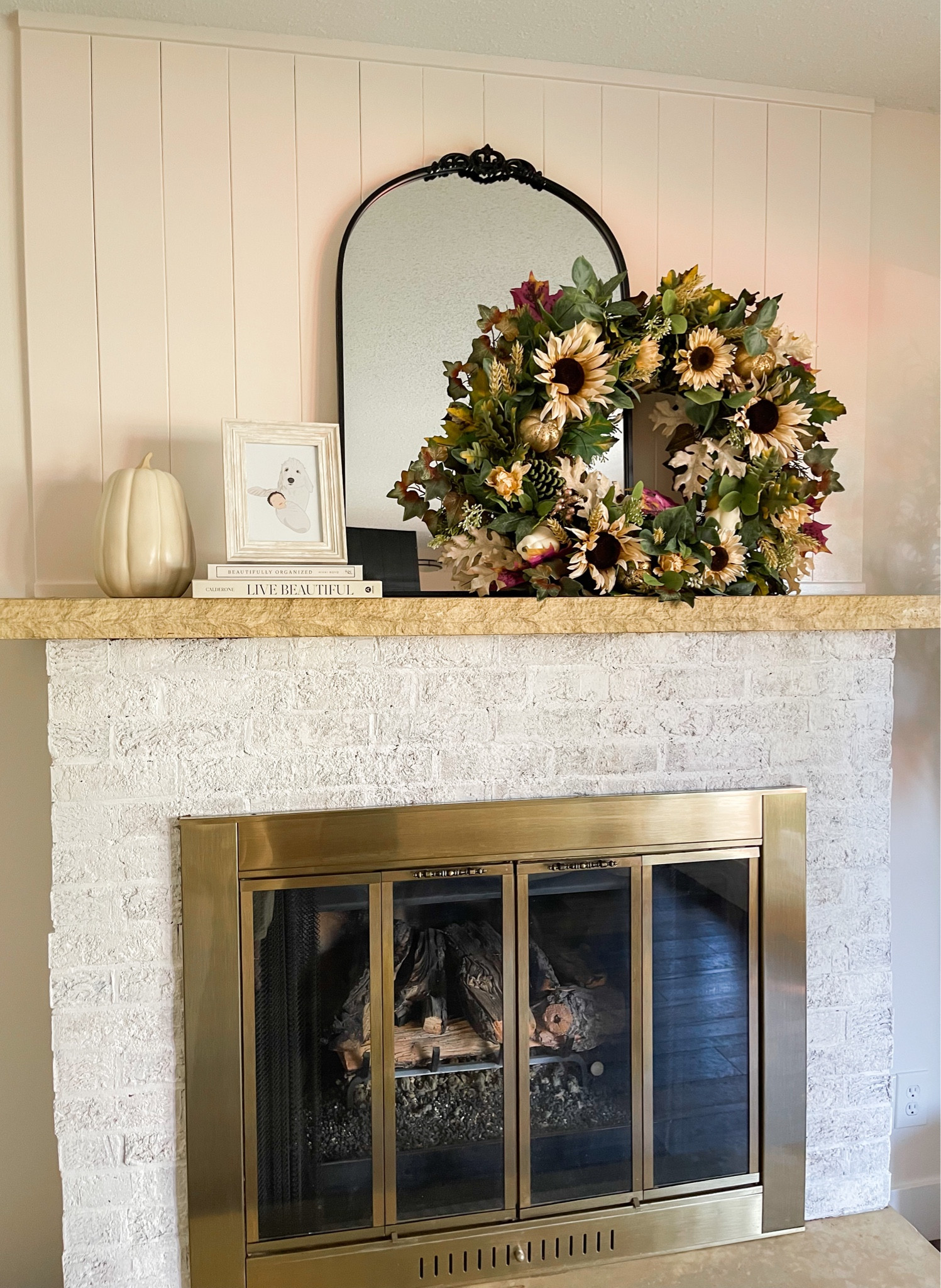 wreath: costco
mirror: hobby lobby 

#LTKsalealert #LTKSeasonal #LTKhome