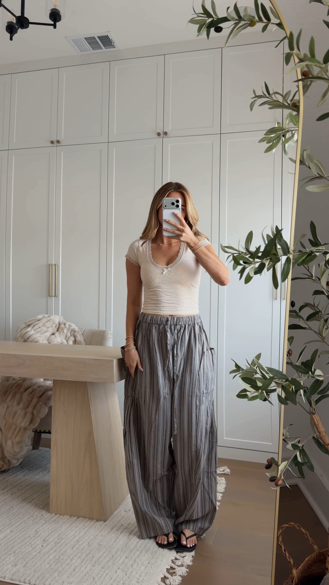comfy fit of the day! top: s/m // pants: small