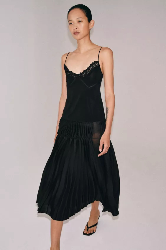 SWEETHEART NECKLINE STRAPPY BODYSUIT | Zara US