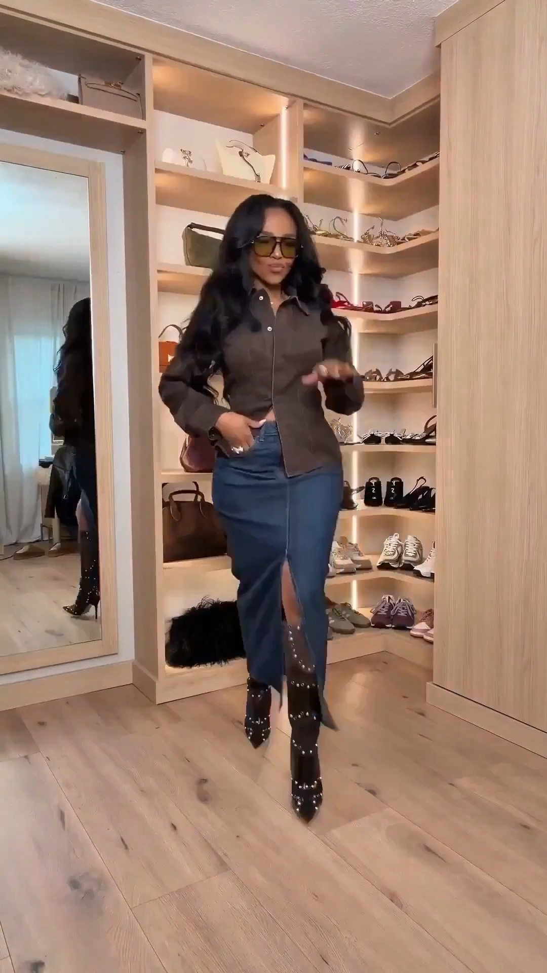 Everyday outfit✨ Everything from this look is linked below. 👇🏽

Wearing: Size Small | 5’4” | 140 lbs | 34D-27-40

📲   Download the FREE LTK app & follow me (@kirasfashionfinds) to shop all my daily finds.  #LTKootd #LTKPetite #LTKU