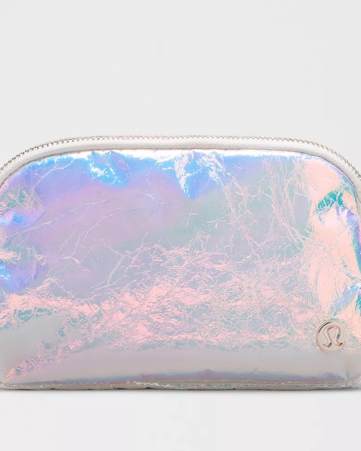 Lululemon had some great last Chance sales right now! I love both of these bags!

#LTKFamily #LTKActive #LTKTravel