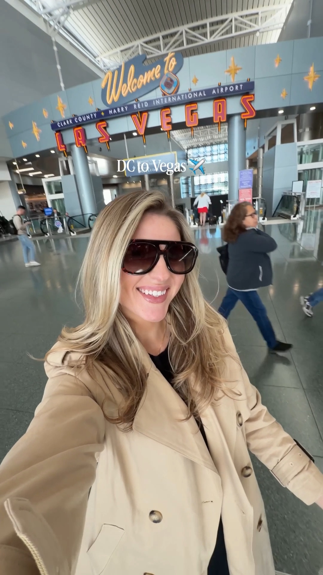 
Clean hair > airplane air. ✈️✨ 

My pre-flight ritual starts with the Surface Hair All In Collection for softer, smoother, more moisturized hair 💆🏼‍♀️

#SurfaceHair #TravelRoutine #TravelWithMe #LasVegas #HairGoals